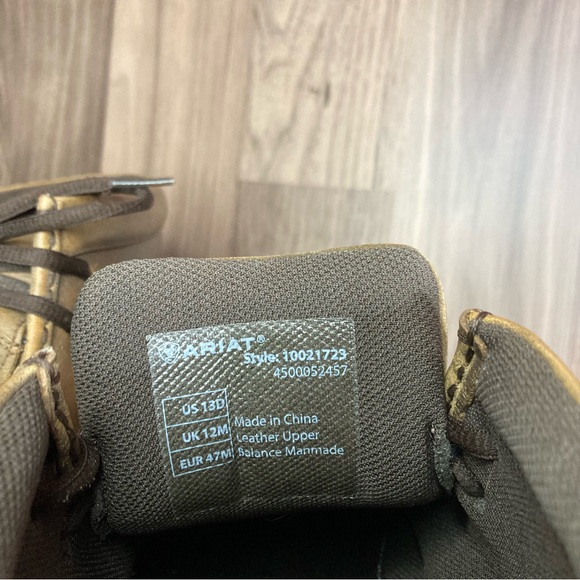 NIB Ariat Spitfire Brown Bomber Chukka - Picture 7 of 8